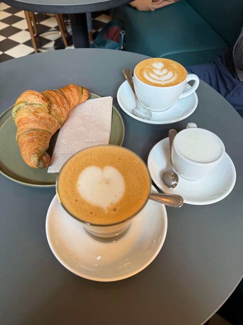 Zacharias.Kaffeebar specialty coffee shop in Berlin - photo 6