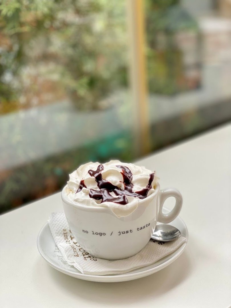 Coffee at Eliscaffe, specialty coffee shop in Belgrade