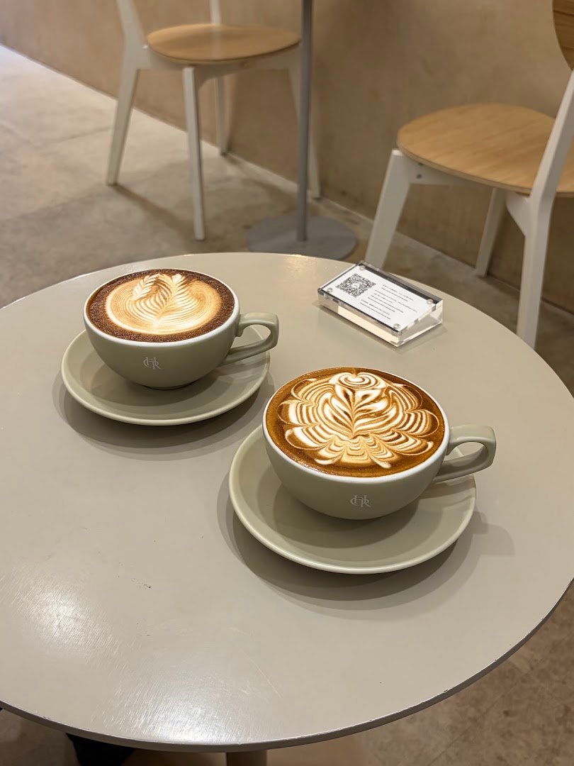 Coffee at HICARU COFFEE ROASTER Osaka, specialty coffee shop in Osaka