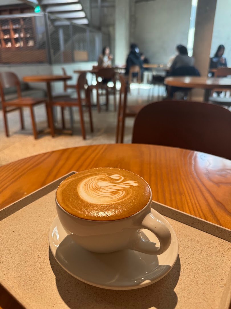Coffee at Blue Bottle Seongsu Cafe, specialty coffee shop in Seoul