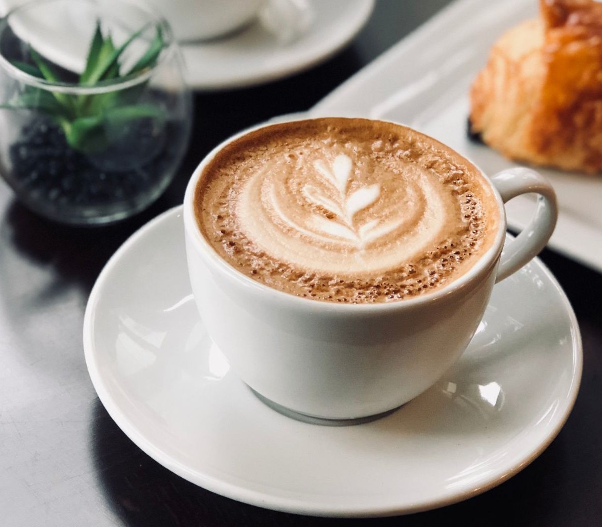 Coffee at The Colony Gourmet, specialty coffee shop in Edinburgh