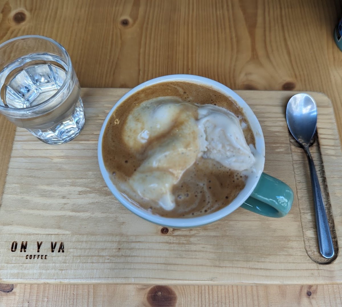 ONYVA COFFEE LES CORTS | Cafe de Especialidad | Coffee Roaster propio specialty coffee shop in Barcelona - photo 5