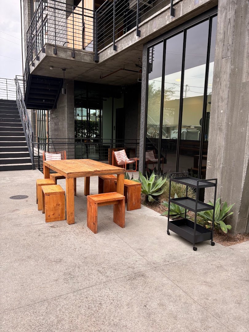 Storefront of mu.sō coffee, specialty coffee shop in Los Angeles