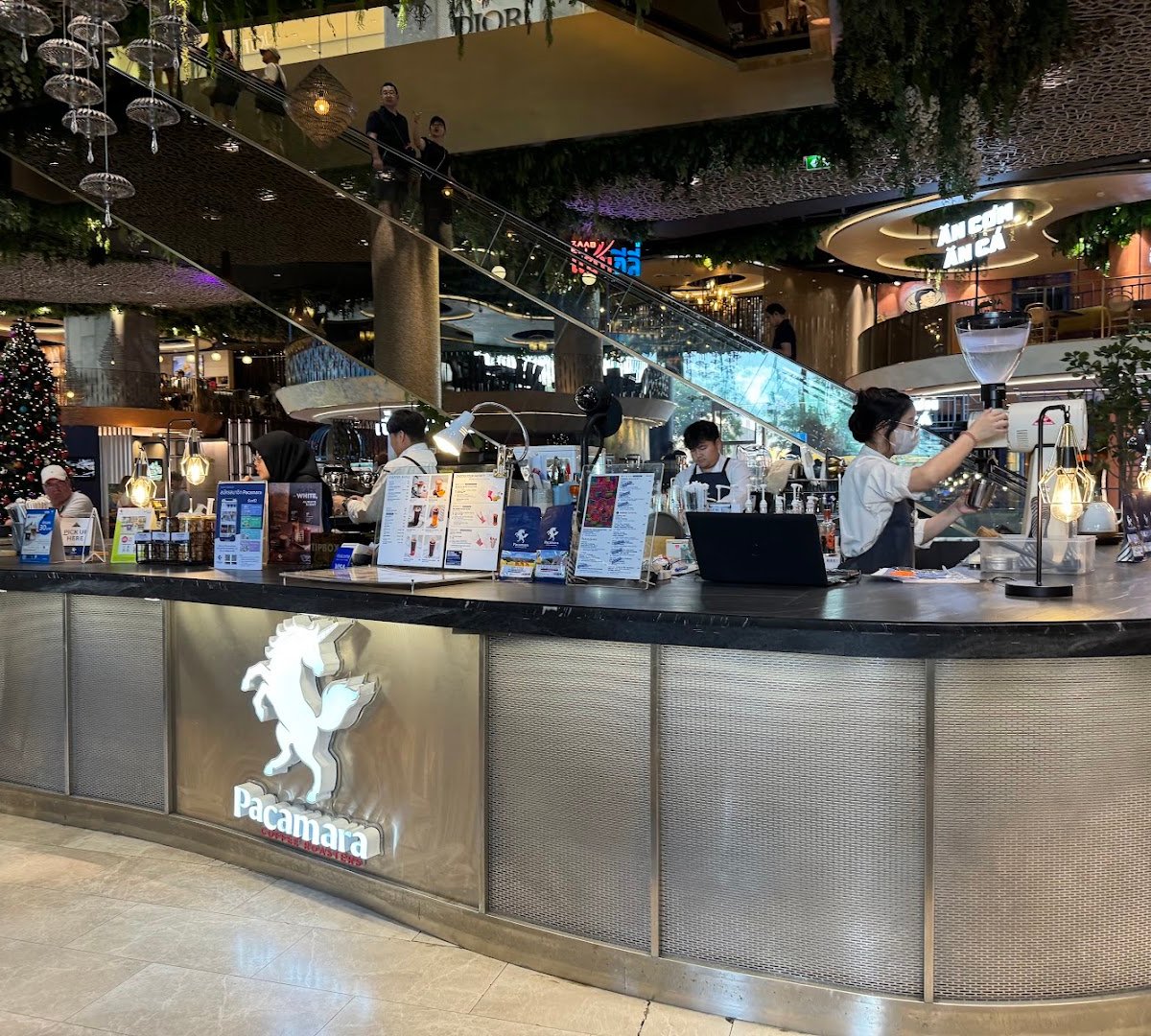 Pacamara Coffee Roasters ICONSIAM specialty coffee shop in Bangkok - photo 7