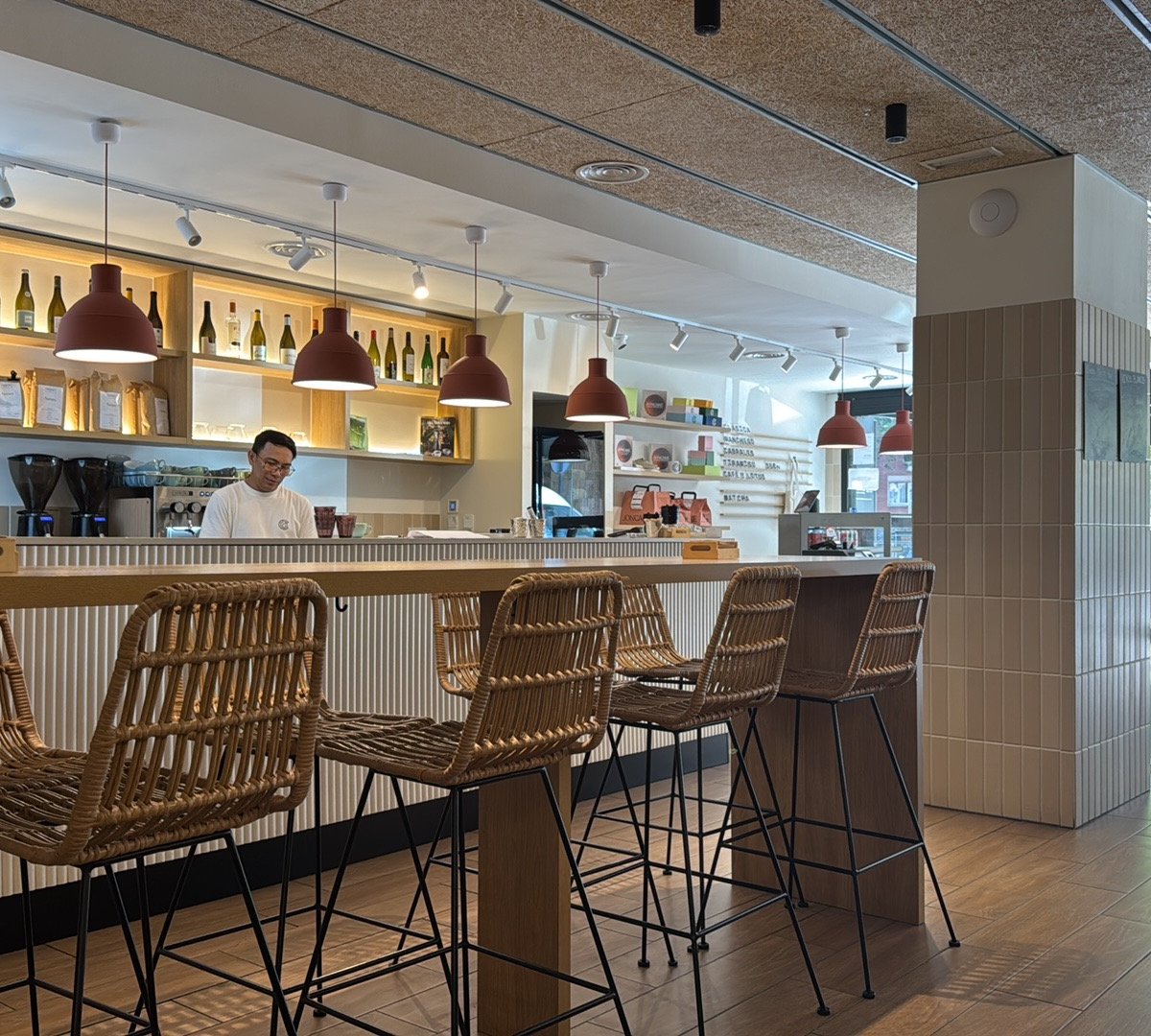 JONCAKE | & Wines specialty coffee shop in Barcelona - photo 2