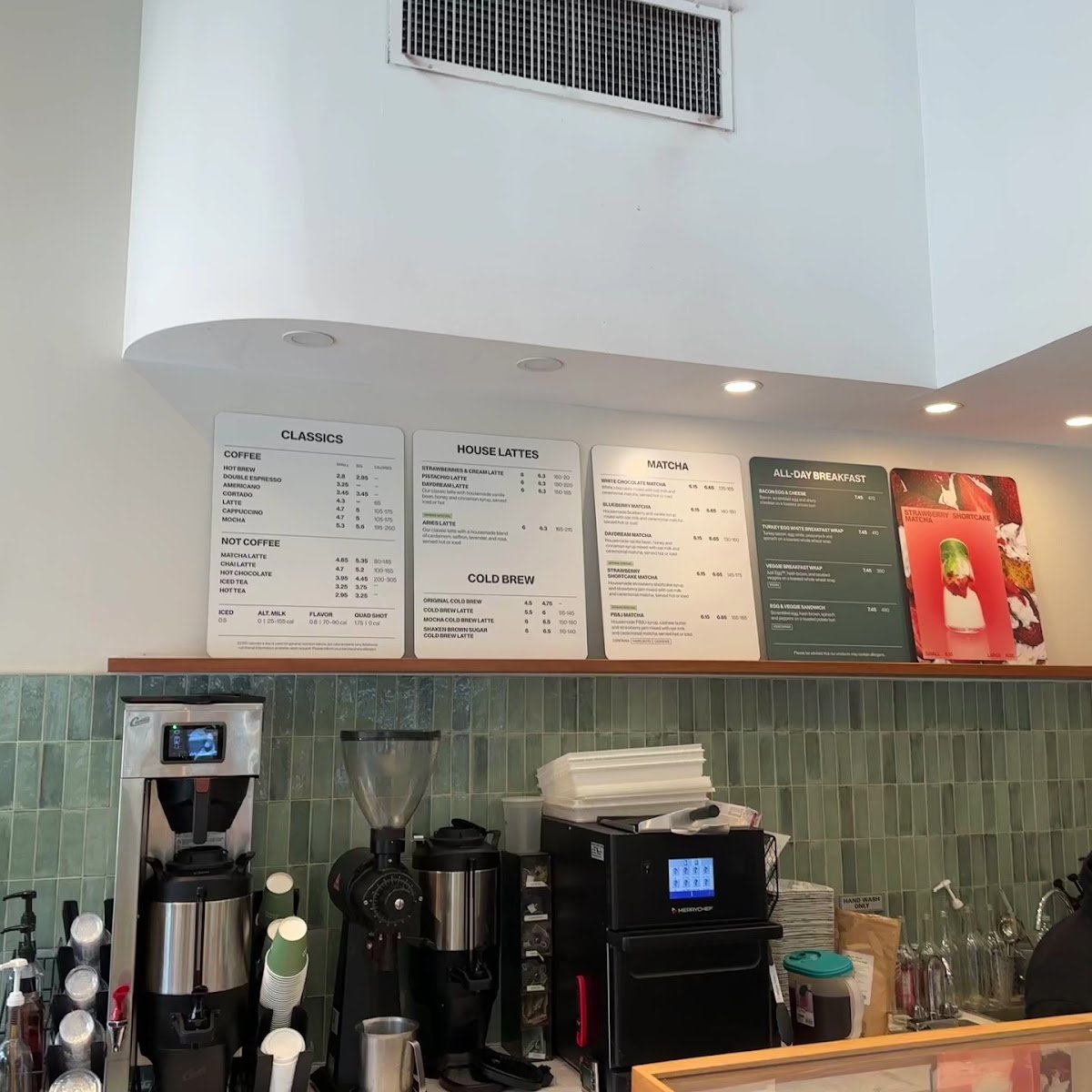 Blank Street specialty coffee shop in New York - photo 13