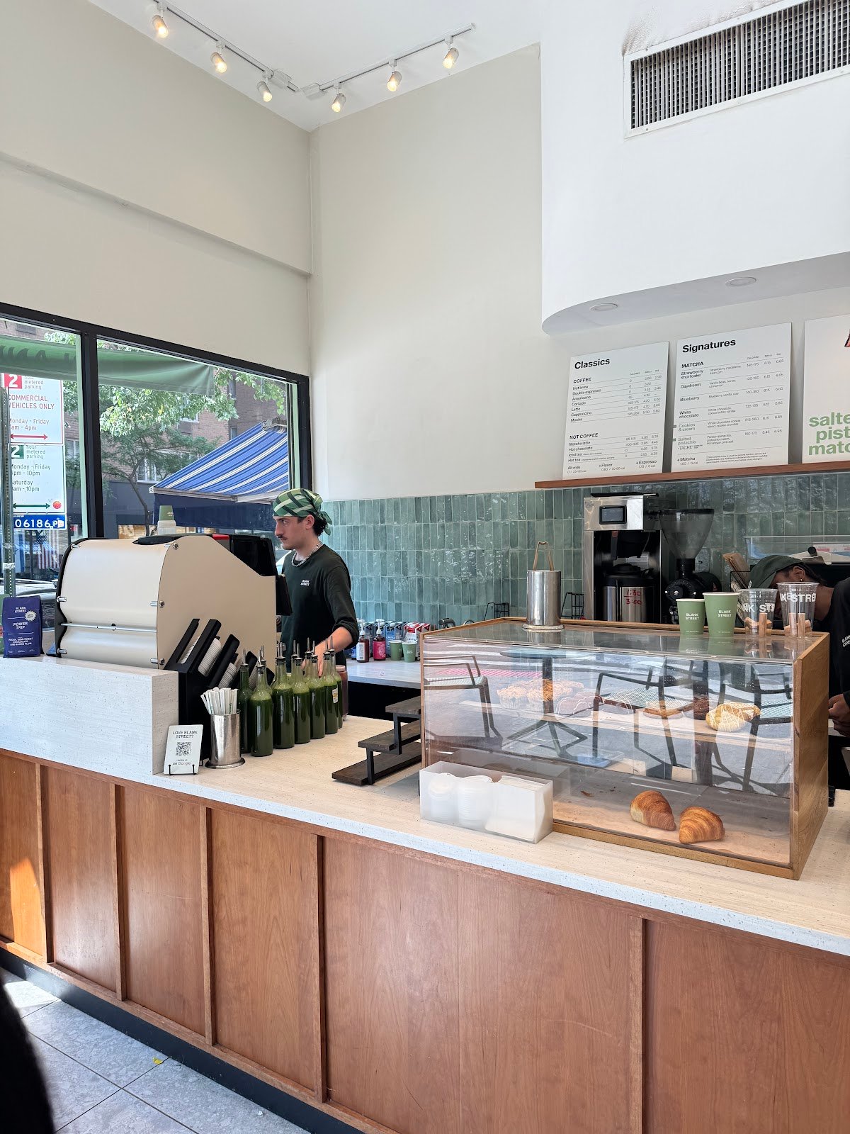 Blank Street specialty coffee shop in New York - photo 3