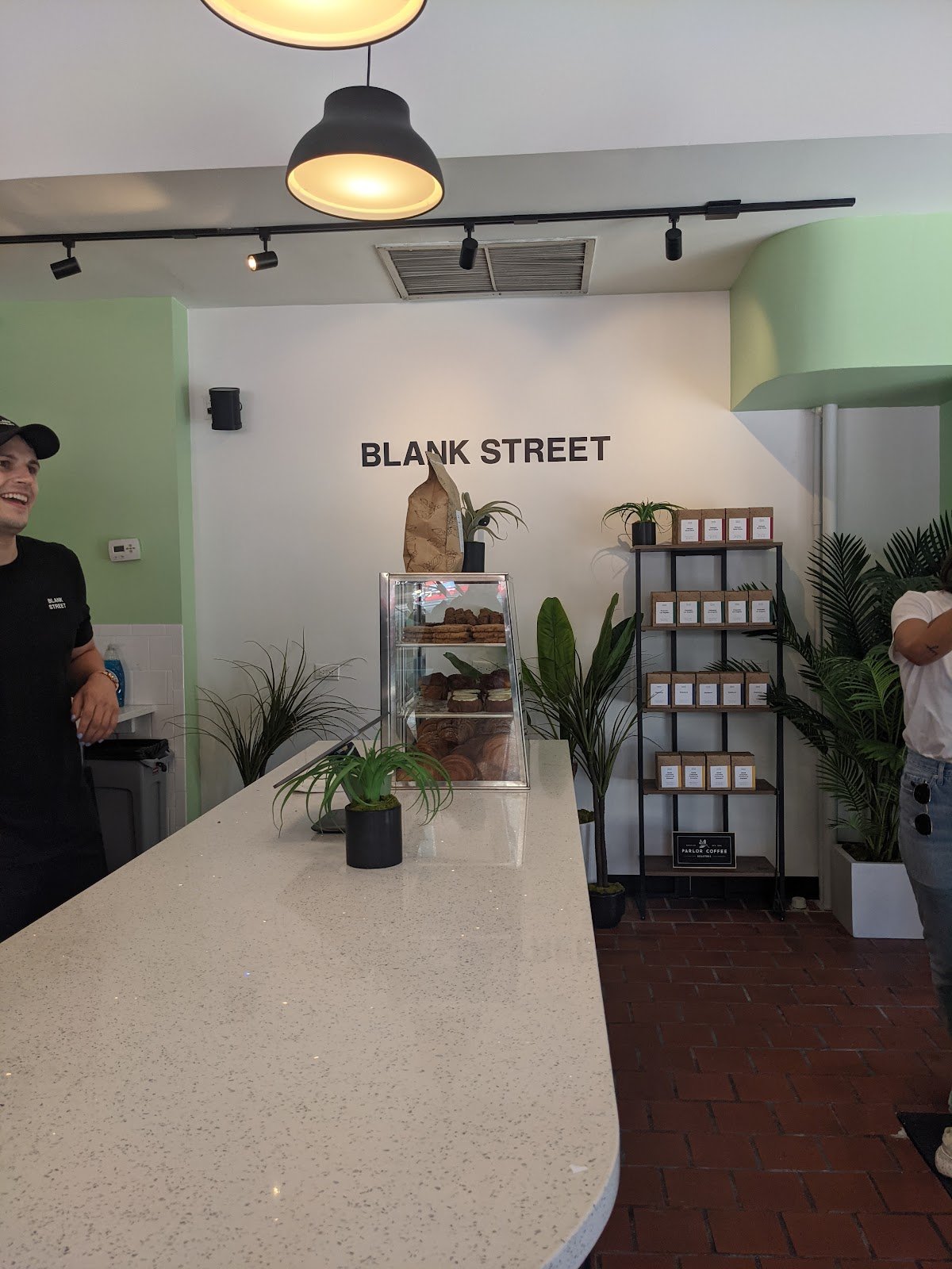 Blank Street specialty coffee shop in New York - photo 6