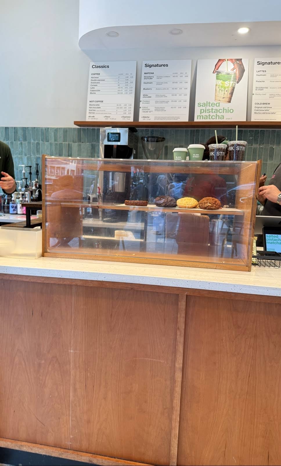 Blank Street specialty coffee shop in New York - photo 7