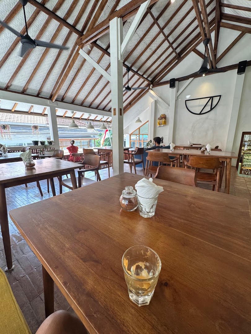 Ubud Coffee Roastery - Ubud specialty coffee shop in Bali - photo 10