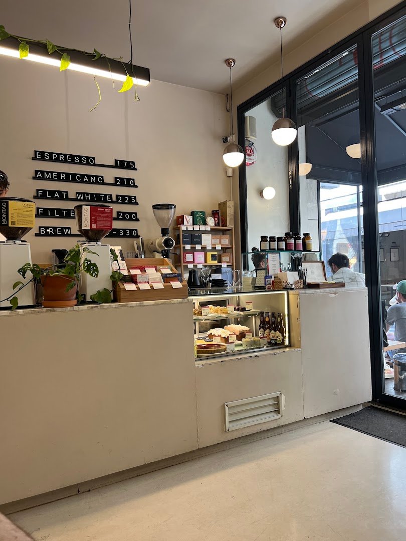 MONTAG specialty coffee shop in Istanbul - photo 7