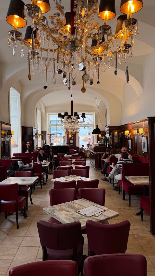 Interior of Café Diglas, specialty coffee shop in Vienna