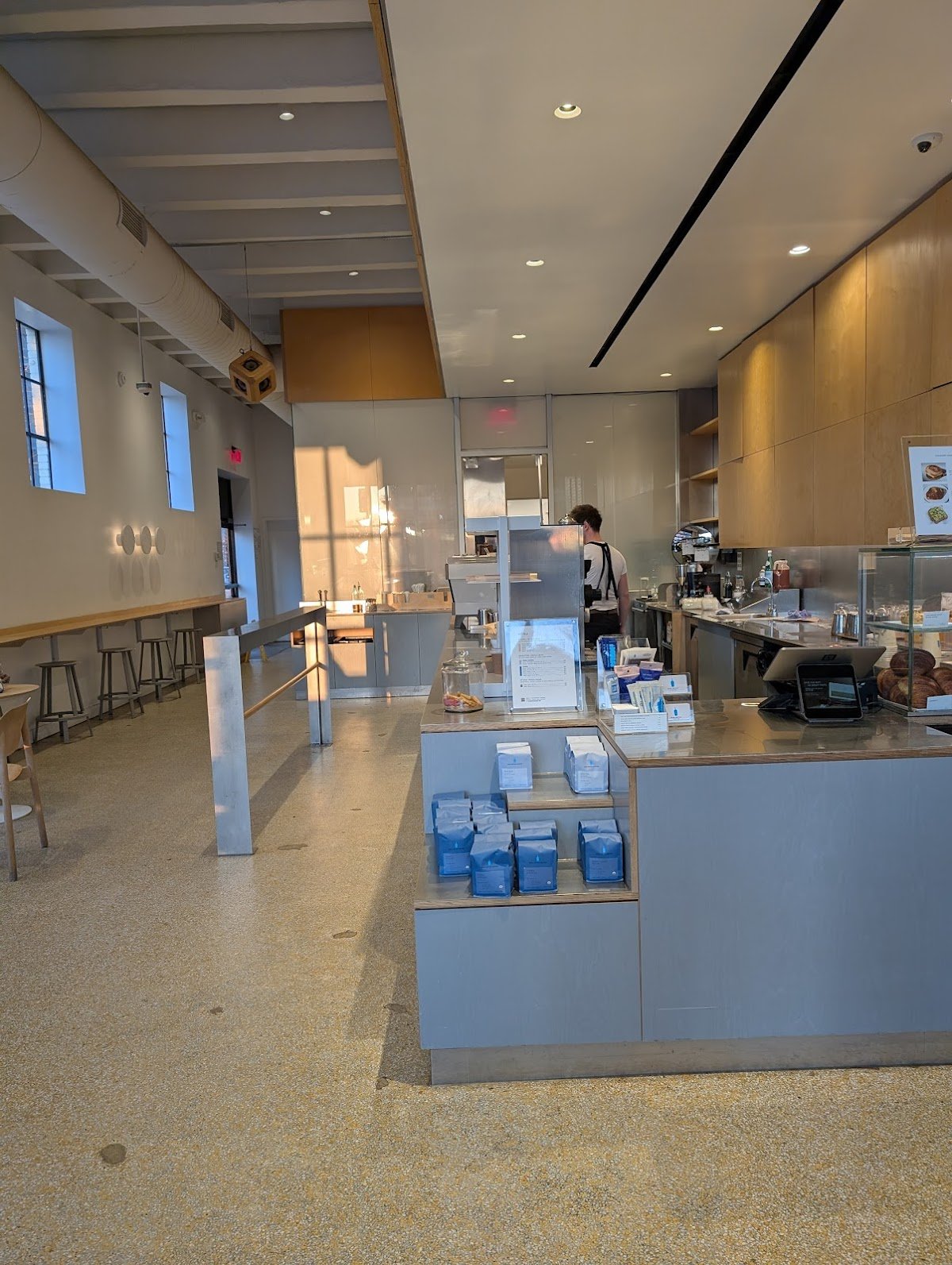 Blue Bottle Coffee specialty coffee shop in Washington, D.C. - photo 4