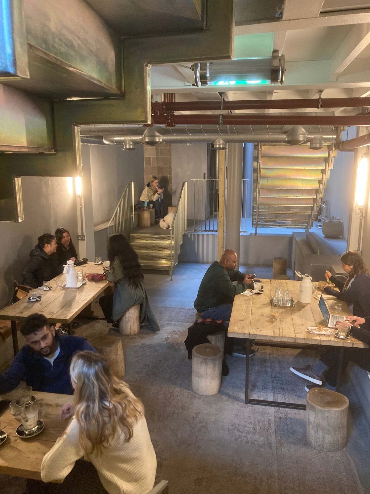 LIFT COFFEE specialty coffee shop in London - photo 5