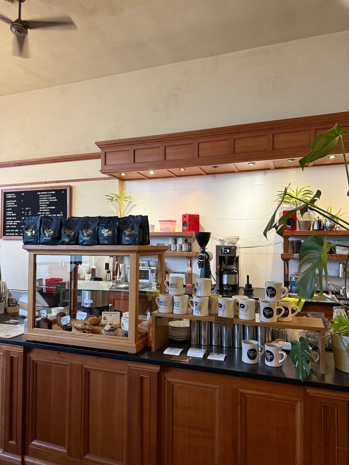 Case Study Coffee Roasters specialty coffee shop in Portland - photo 5