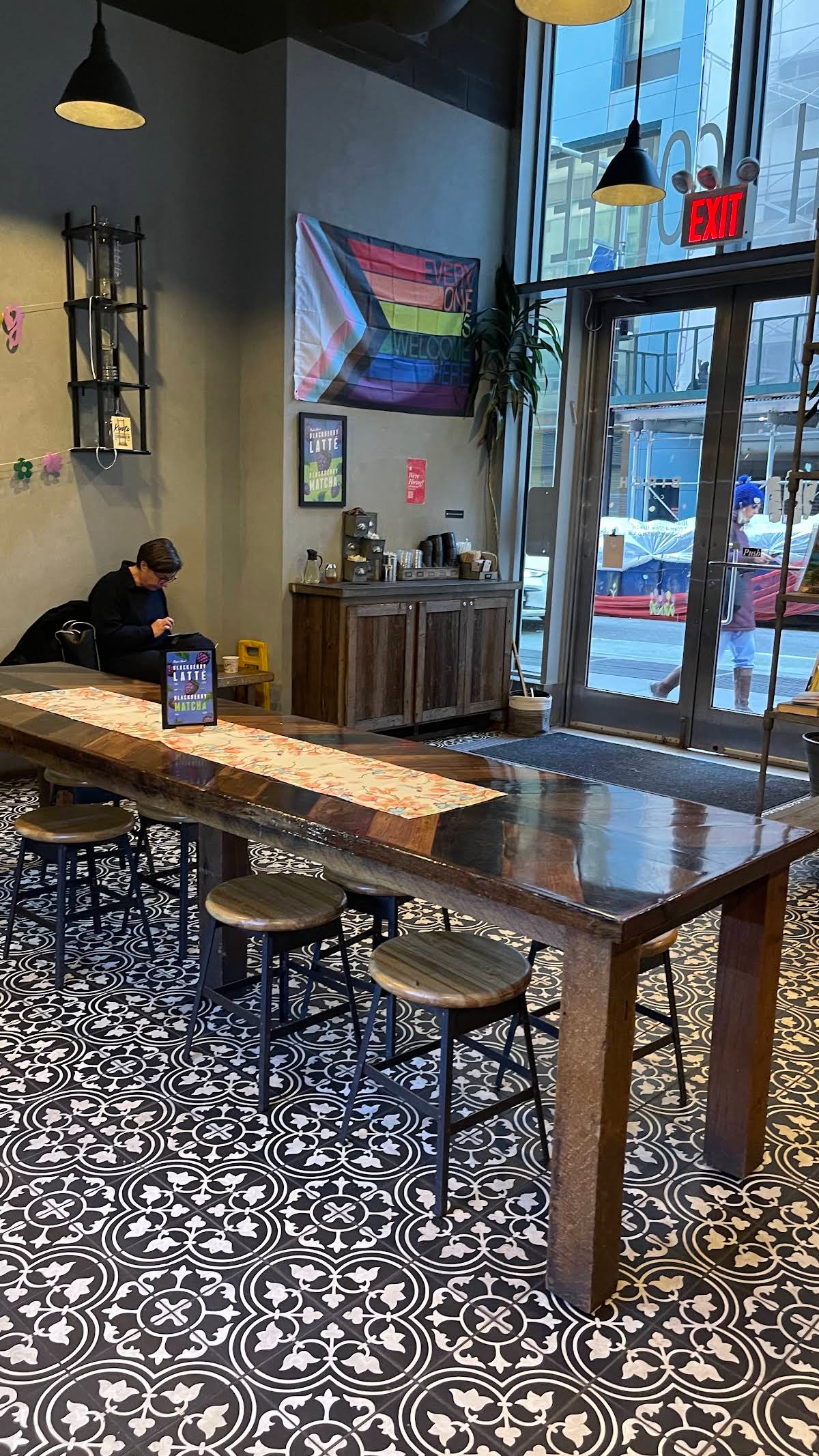 Birch Coffee specialty coffee shop in New York - photo 15