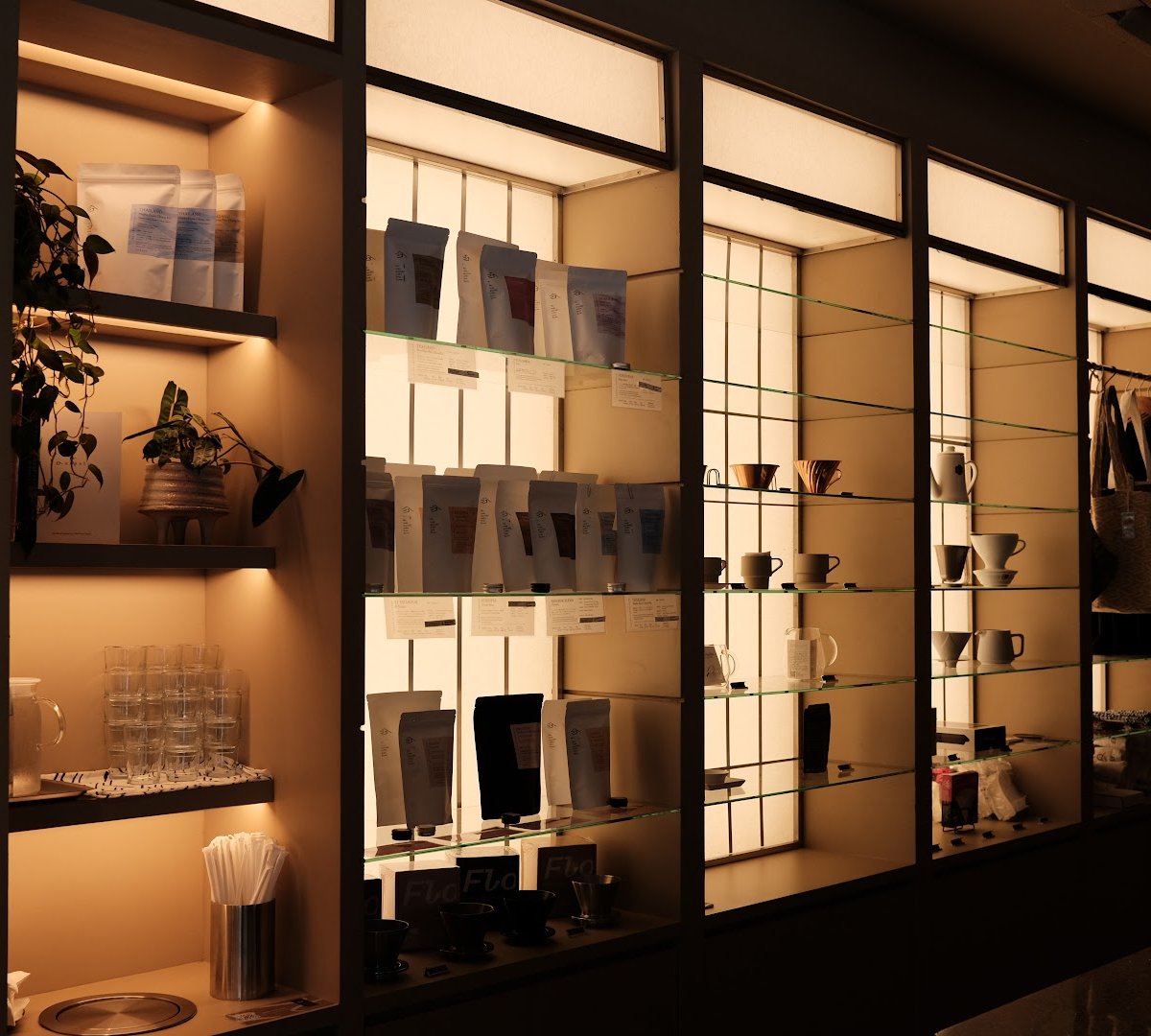 Kurasu Thonglor (Sukhumvit 57) specialty coffee shop in Bangkok - photo 7