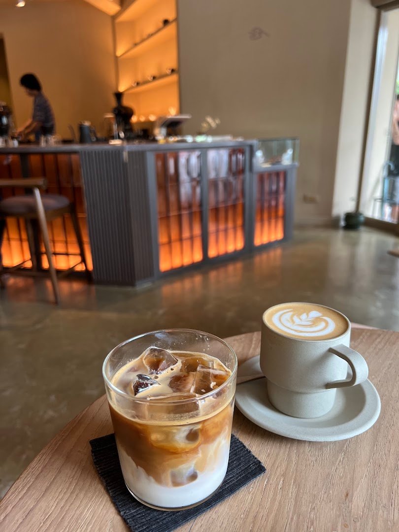 Kurasu Thonglor (Sukhumvit 57) specialty coffee shop in Bangkok - photo 8