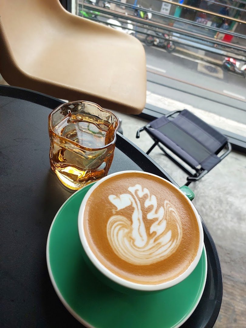 RAW COFFEE ROASTER specialty coffee shop in Bangkok - photo 3