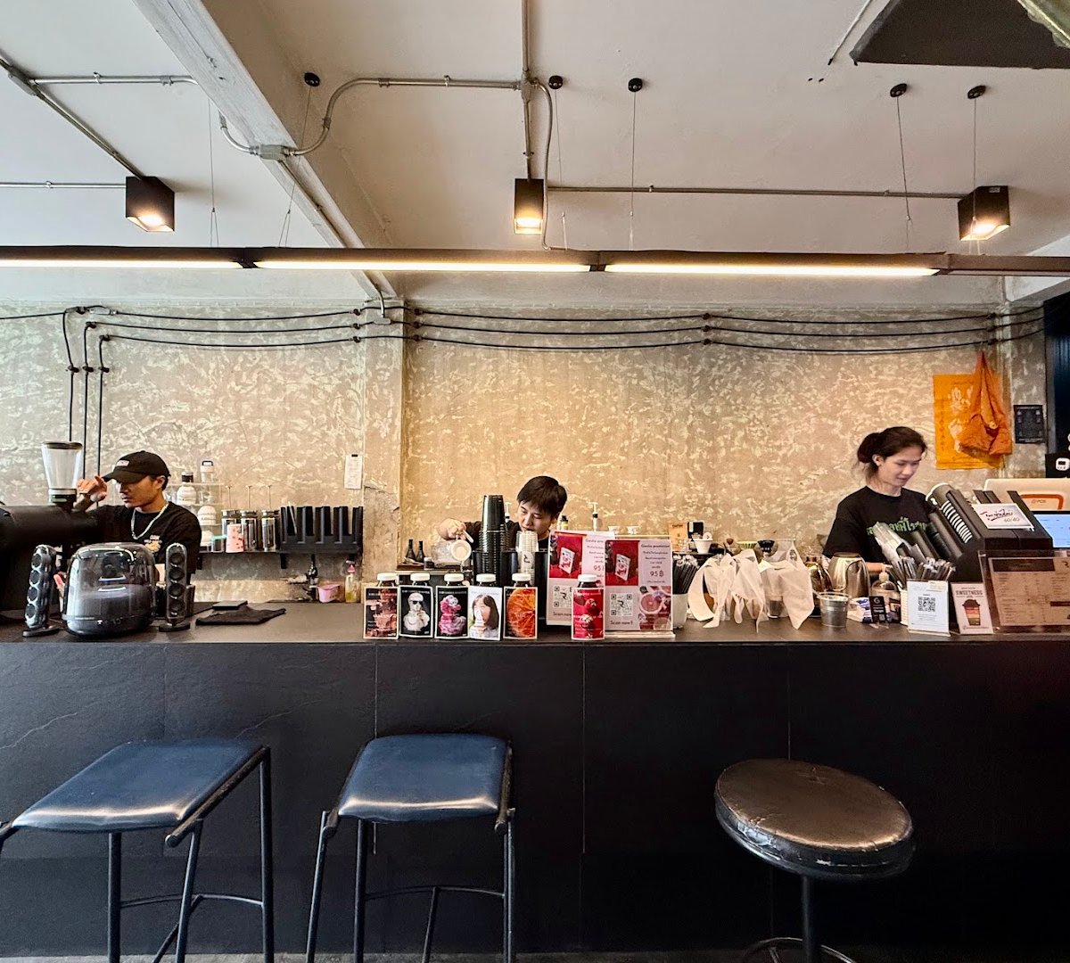RAW COFFEE ROASTER specialty coffee shop in Bangkok - photo 4