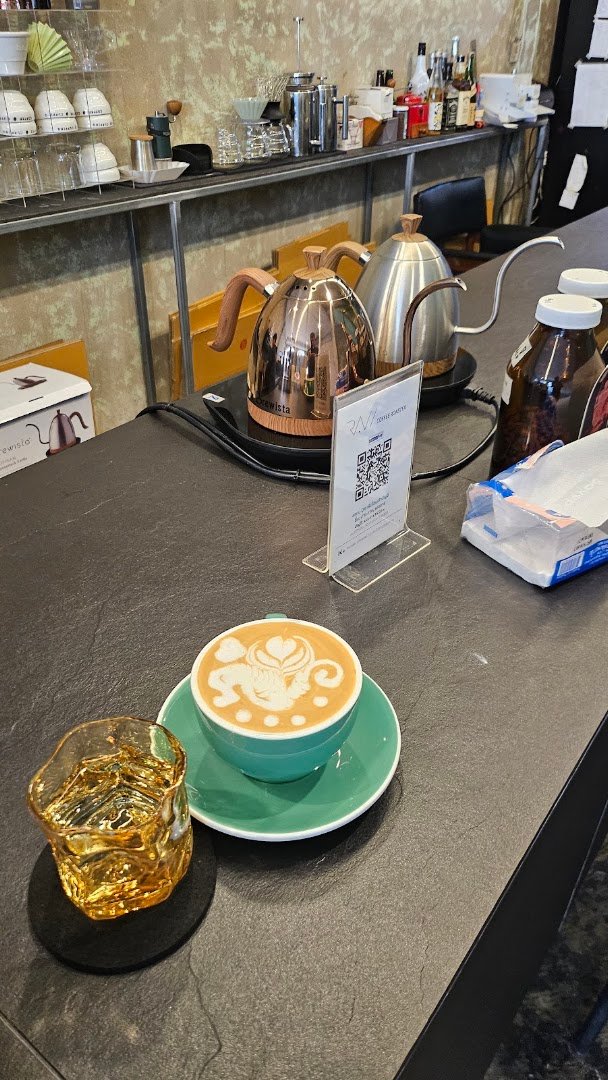 RAW COFFEE ROASTER specialty coffee shop in Bangkok - photo 6