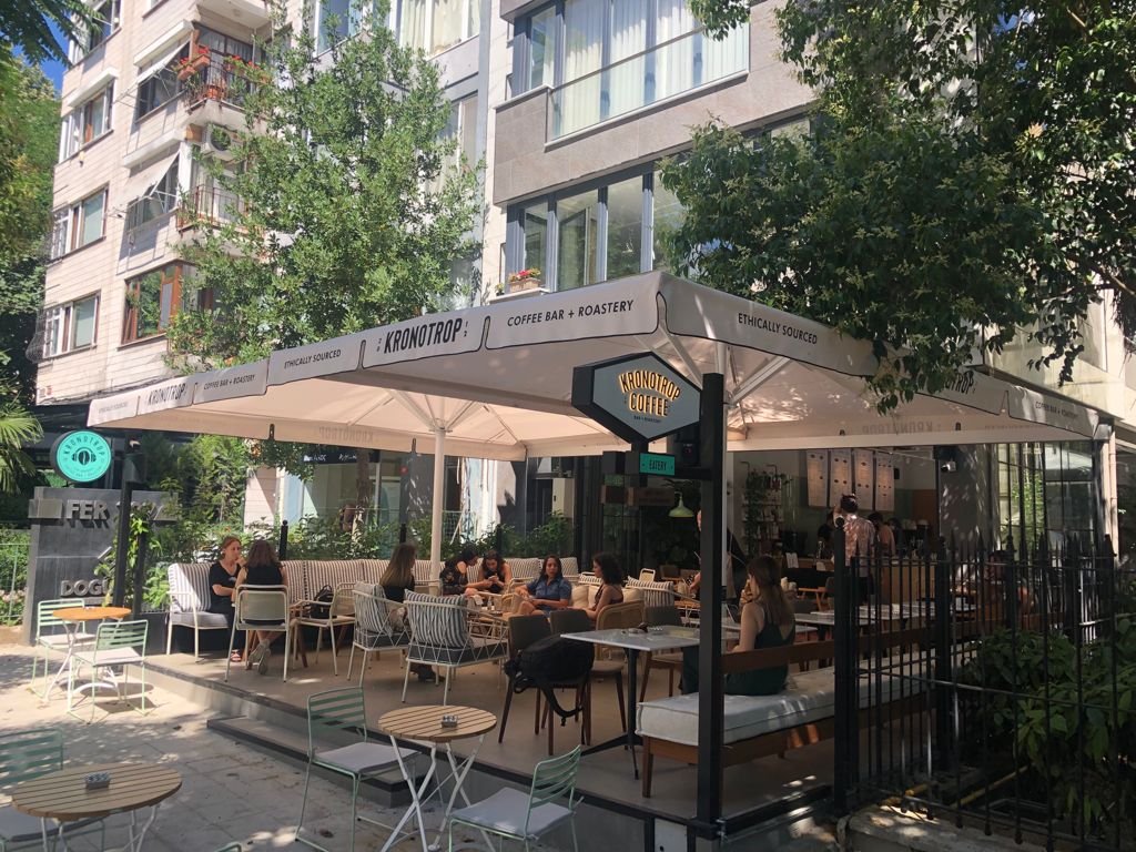 Kronotrop Moda Eatery specialty coffee shop in Istanbul - photo 2