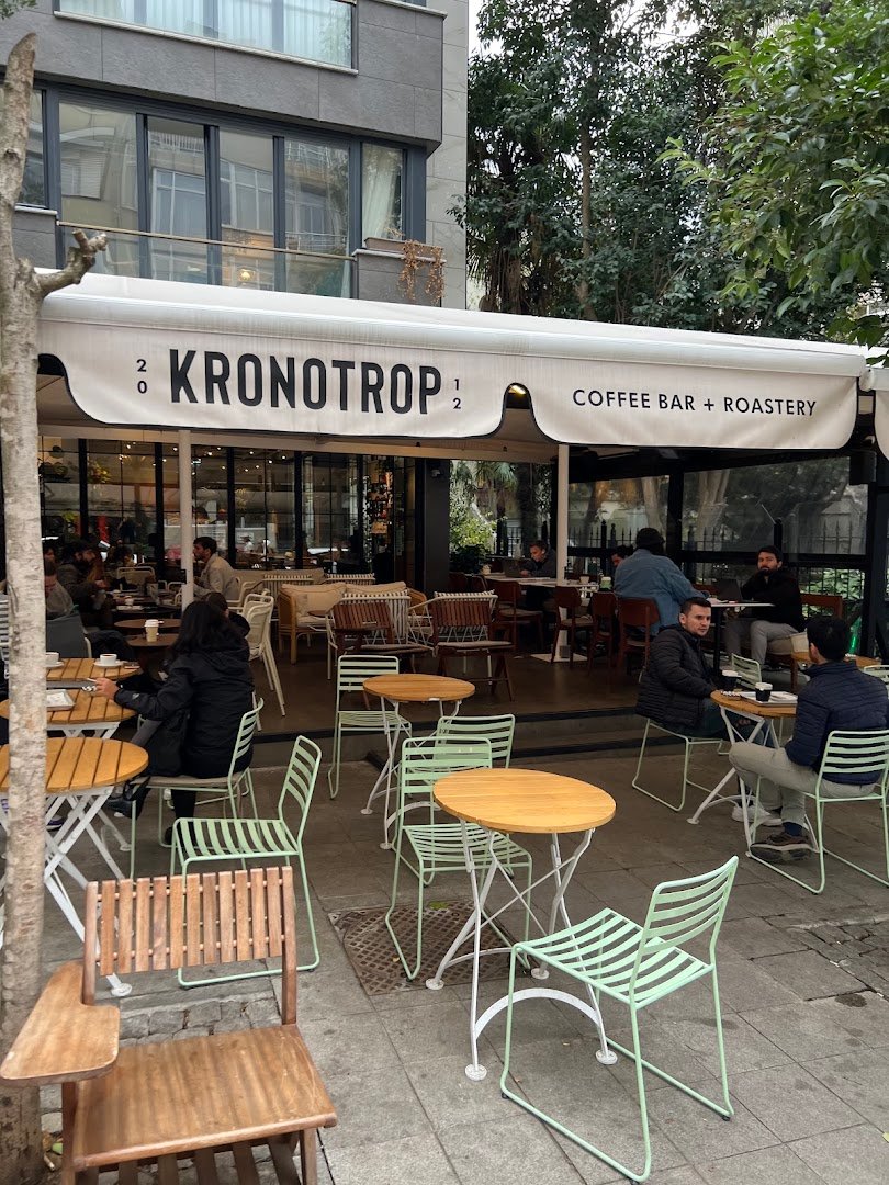 Kronotrop Moda Eatery specialty coffee shop in Istanbul - photo 3