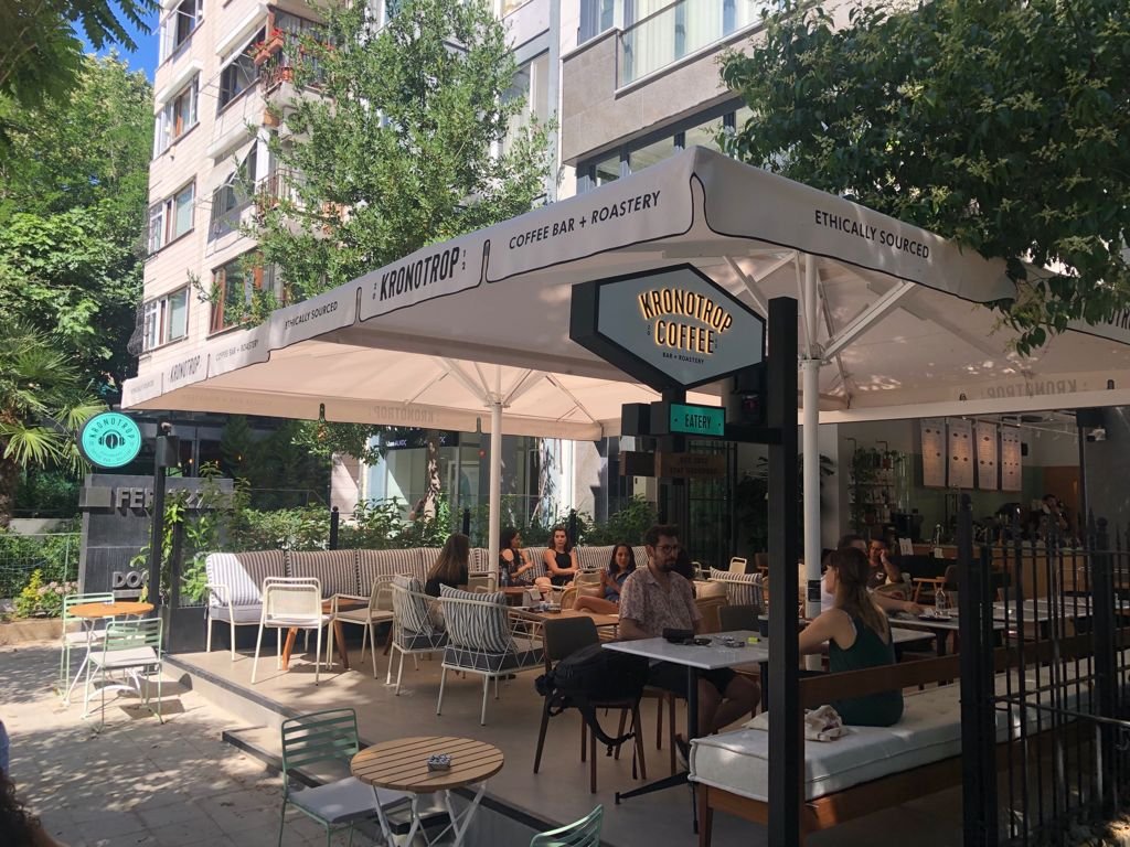 Kronotrop Moda Eatery specialty coffee shop in Istanbul - photo 4