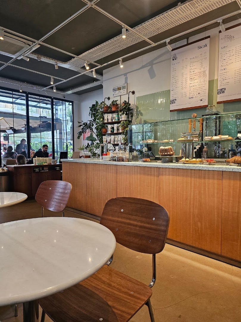 Kronotrop Moda Eatery specialty coffee shop in Istanbul - photo 5