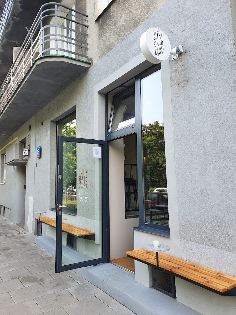 Storefront of Ministerstwo Kawy, specialty coffee shop in Warsaw