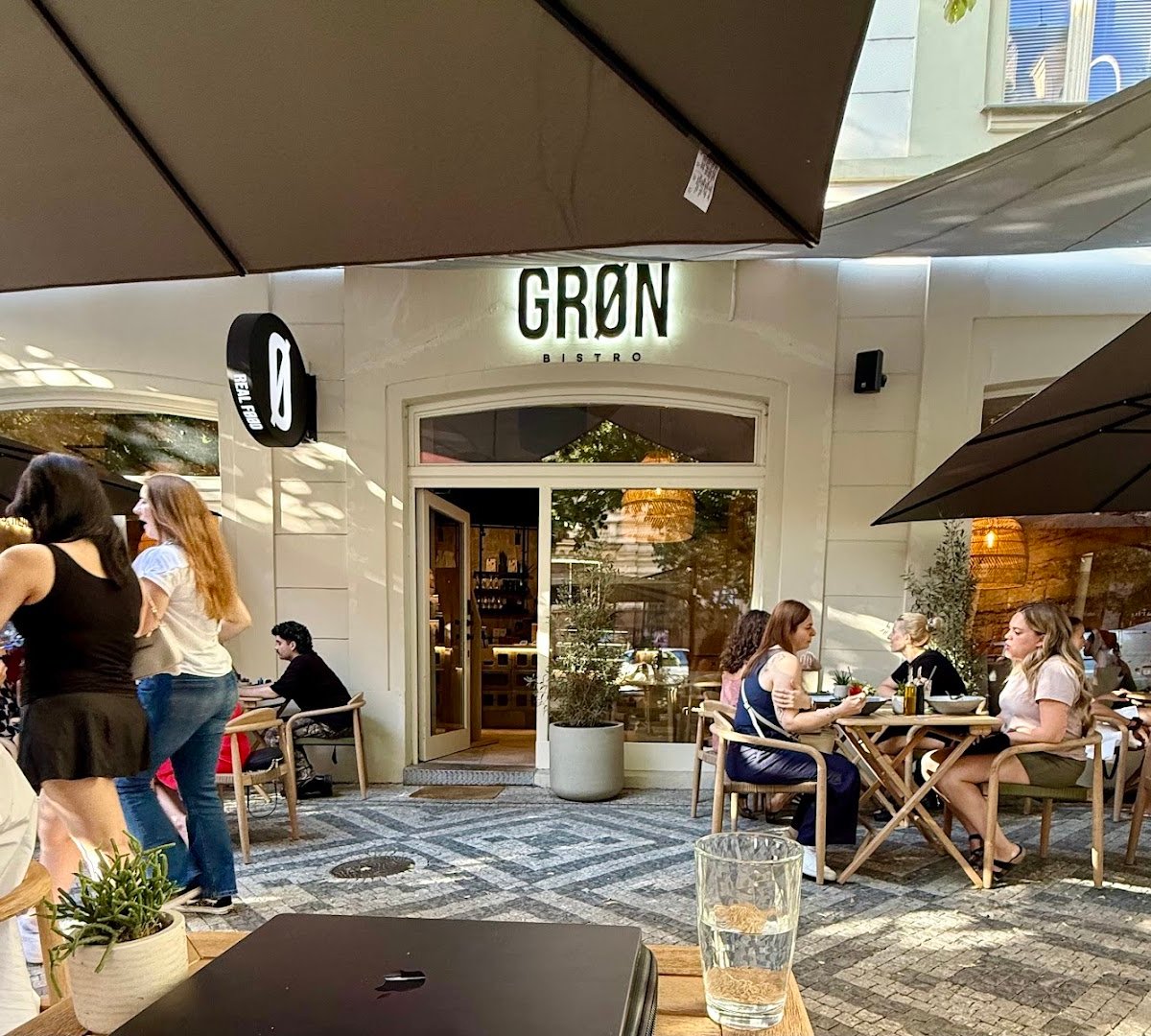 Storefront of GRØN Bistro, specialty coffee shop in Prague