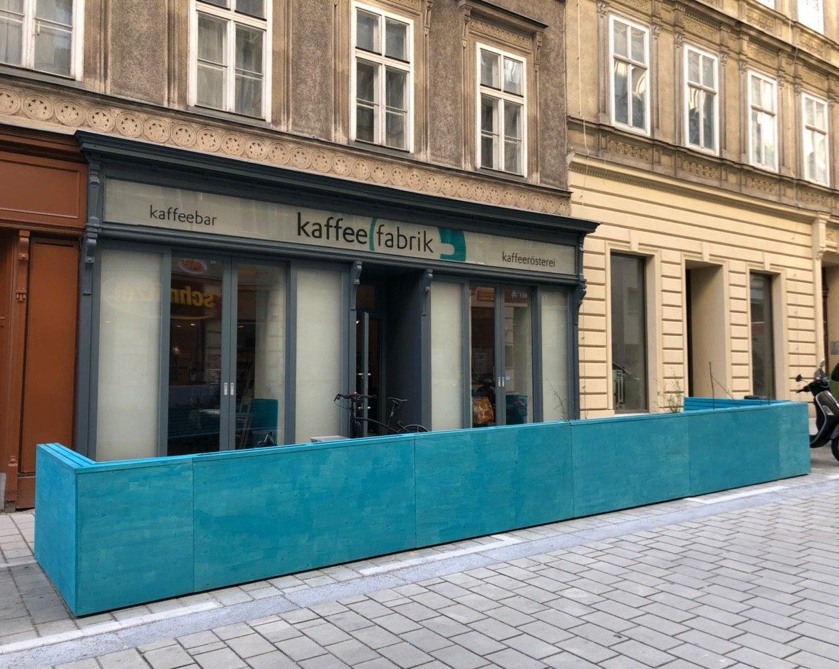 Storefront of kaffeefabrik mariahilf, specialty coffee shop in Vienna