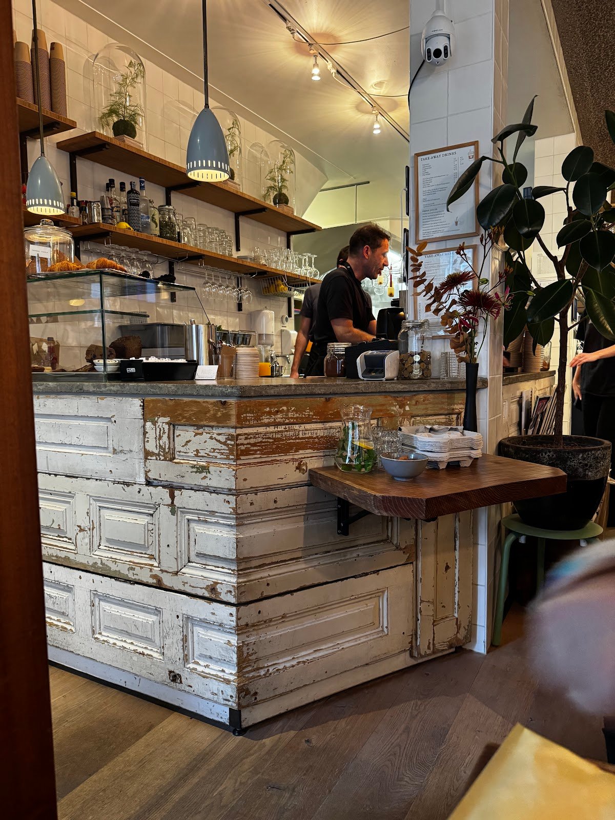 Vinnies specialty coffee shop in Amsterdam - photo 3