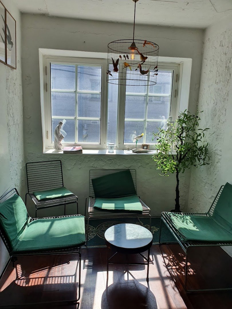 Interior of Deep Blue Lake, specialty coffee shop in Seoul