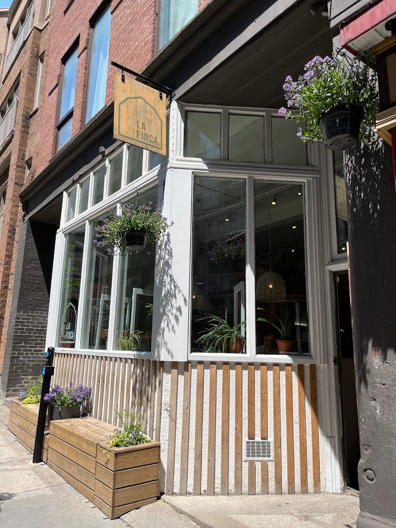 Storefront of La Finca Café, specialty coffee shop in Montreal