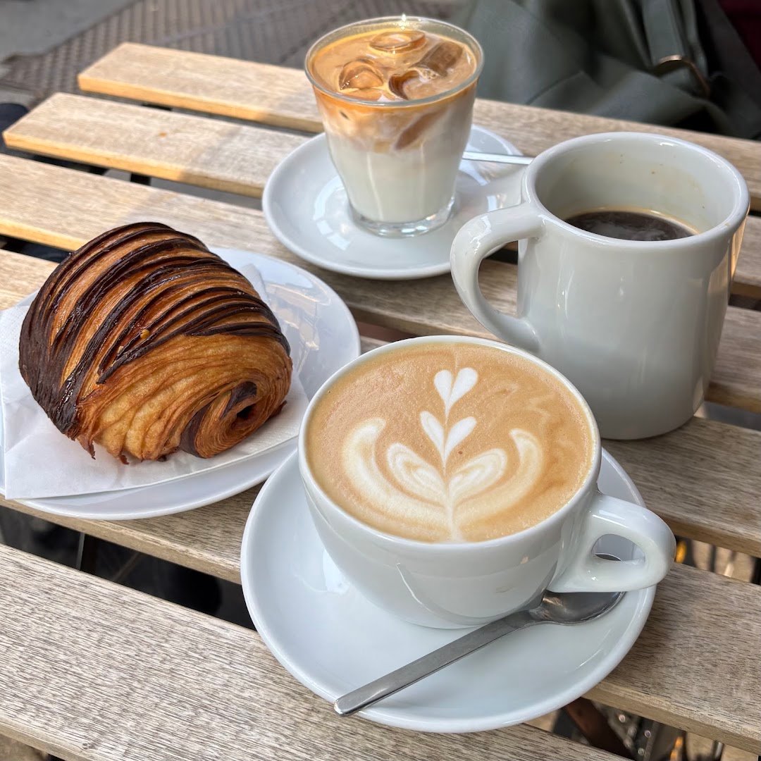 Coffee at Orsonero Coffee, specialty coffee shop in Milan