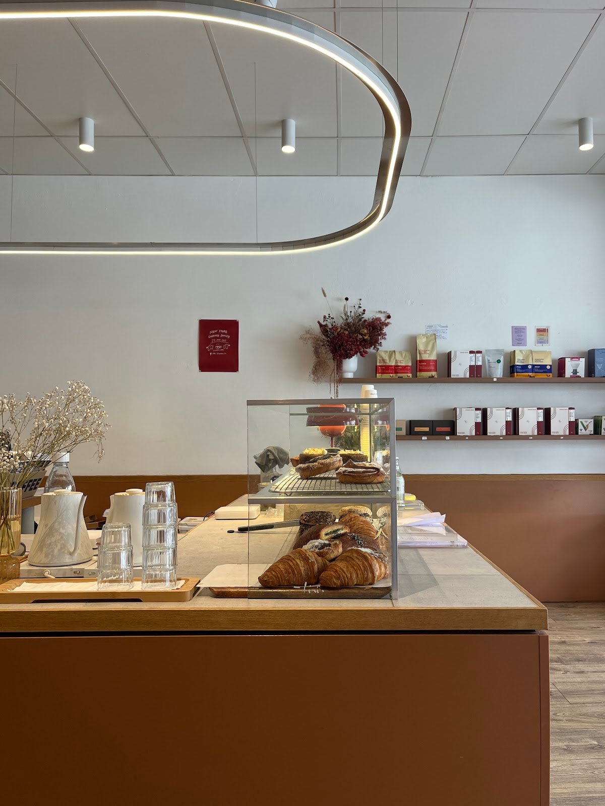 Crimson Coffee specialty coffee shop in Melbourne - photo 4