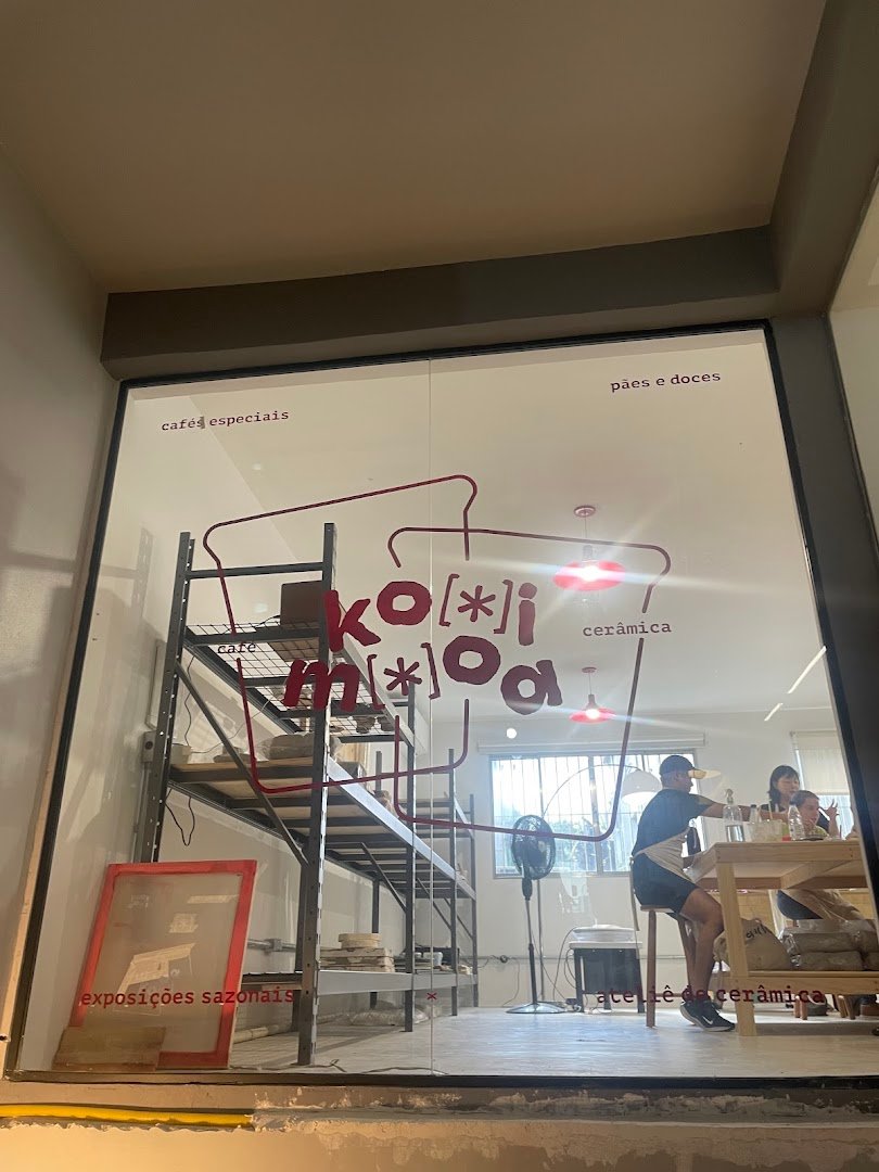 Storefront of Kooi Mooa, specialty coffee shop in São Paulo