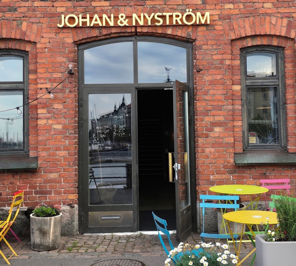 Storefront of Johan & Nyström - Kanavaranta, specialty coffee shop in Helsinki