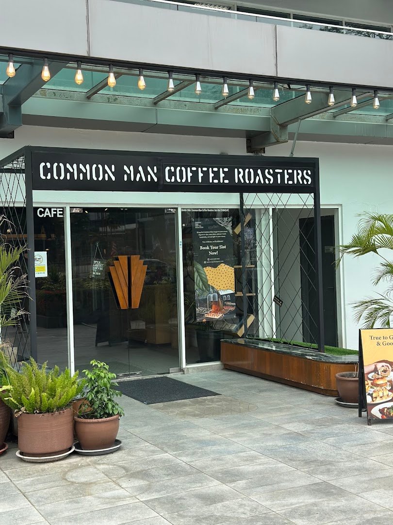 Common Man Coffee Roasters - Kuala Lumpur specialty coffee shop in Kuala Lumpur - photo 9
