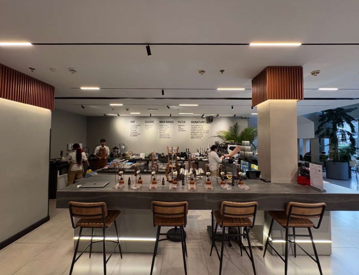 Roasters Specialty Coffee House JBR & NFT Gallery specialty coffee shop in Dubai - photo 9