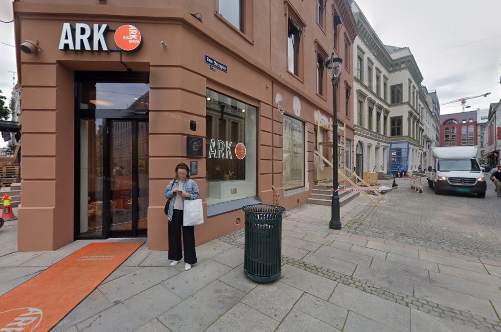 Storefront of Steam Kaffebar Eger, specialty coffee shop in Oslo