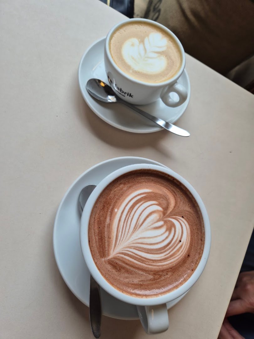 Coffee at Kaffeefabrik, specialty coffee shop in Vienna
