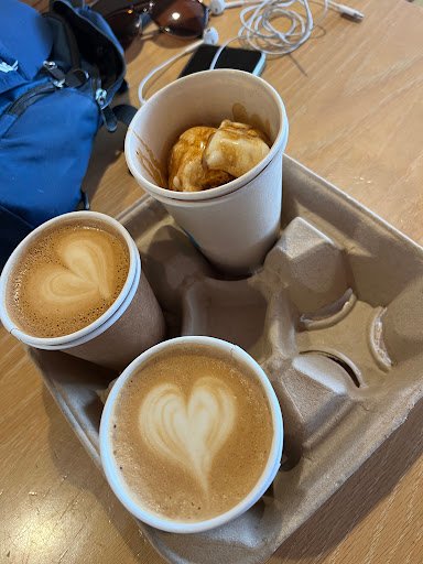 Blue Bottle Coffee specialty coffee shop in Los Angeles - photo 8