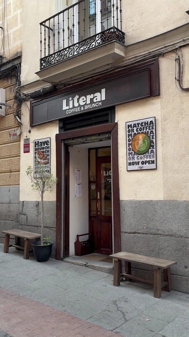 Literal Coffee specialty coffee shop in Madrid - photo 7