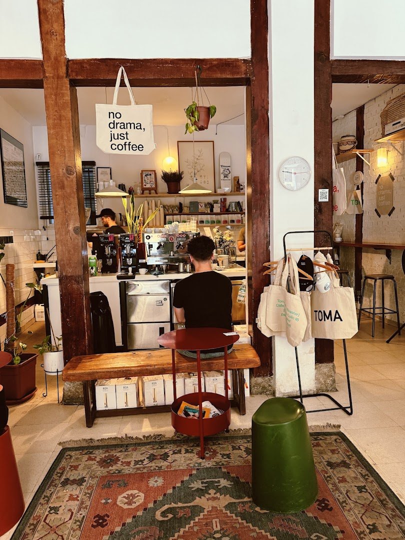 Toma Café 1 specialty coffee shop in Madrid - photo 4