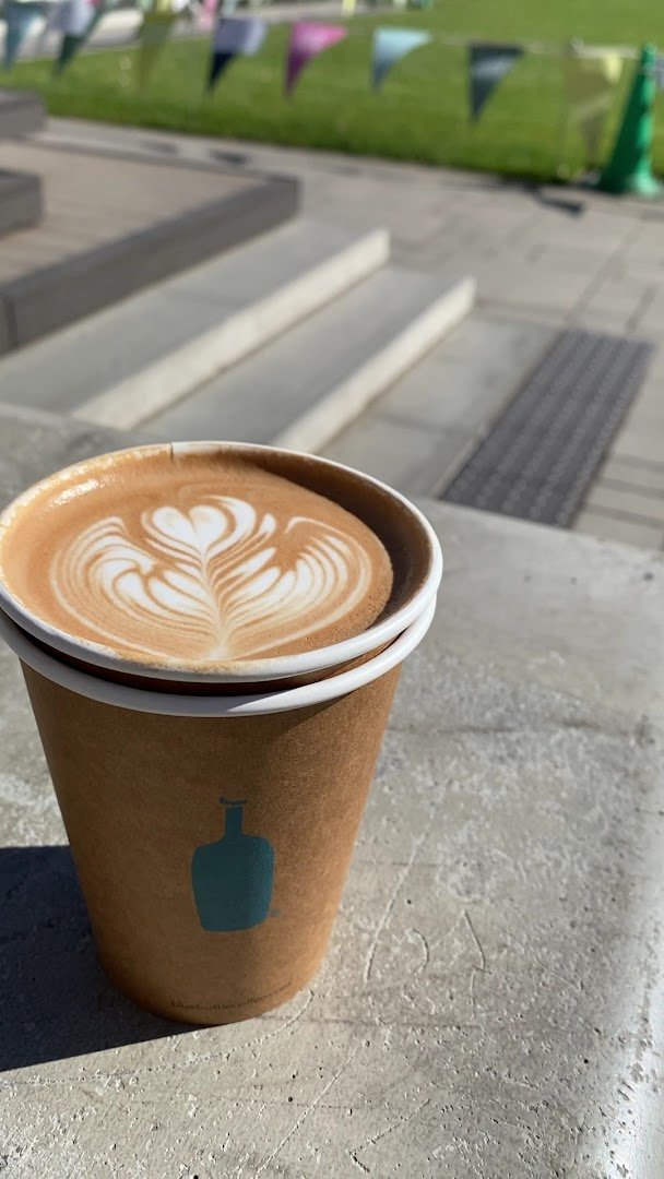 Blue Bottle Coffee Ikebukuro specialty coffee shop in Tokyo - photo 7