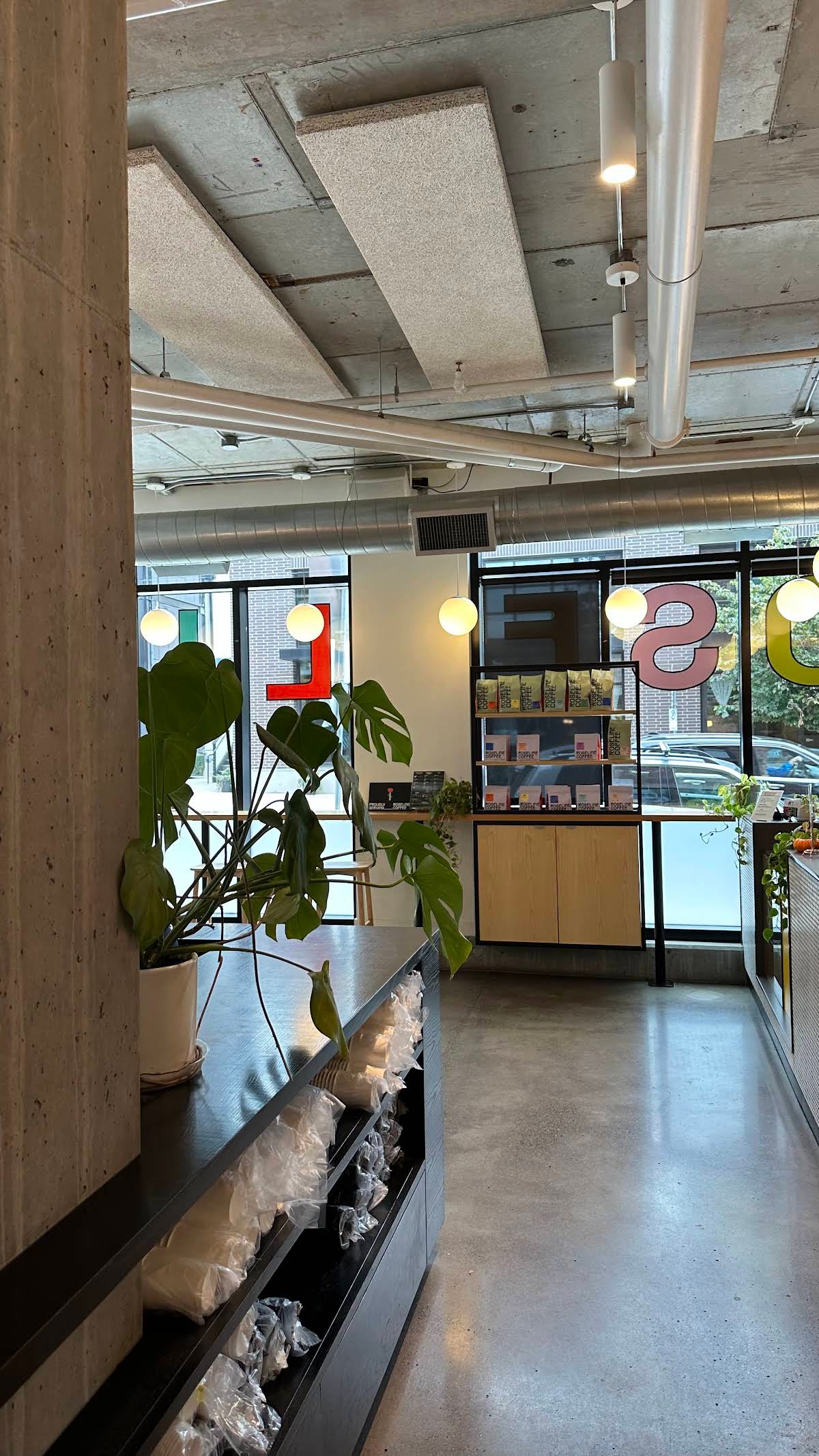 Roseline Coffee specialty coffee shop in Portland - photo 11