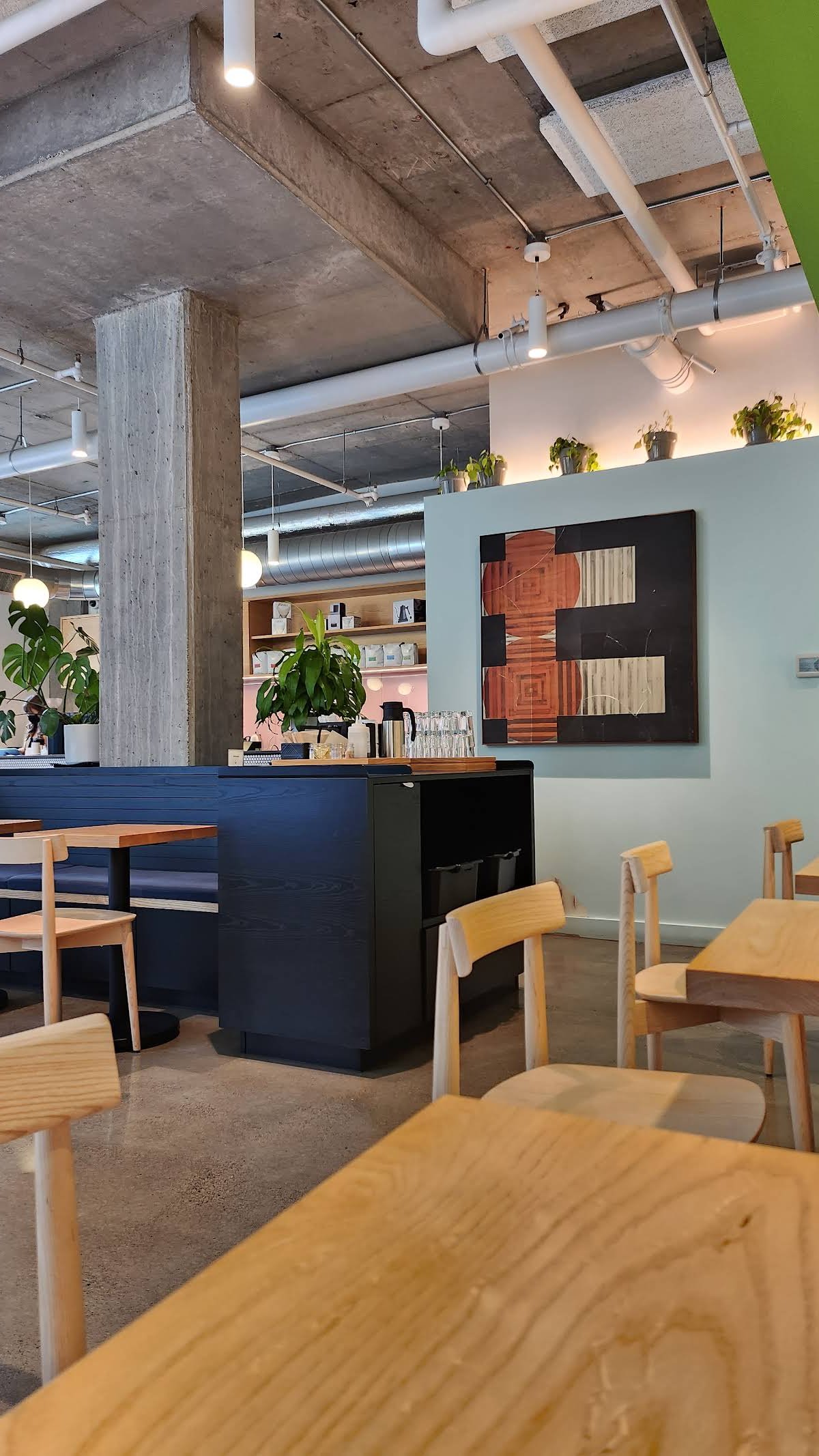 Roseline Coffee specialty coffee shop in Portland - photo 10