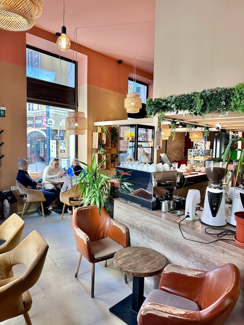 Daisuke Corvin specialty coffee shop in Budapest - photo 3